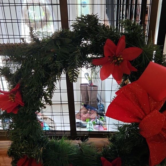 Christmas wreath - Picture 1 of 2